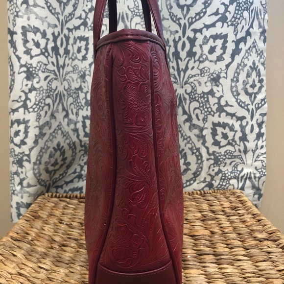 Handbag - Picture 6 of 10